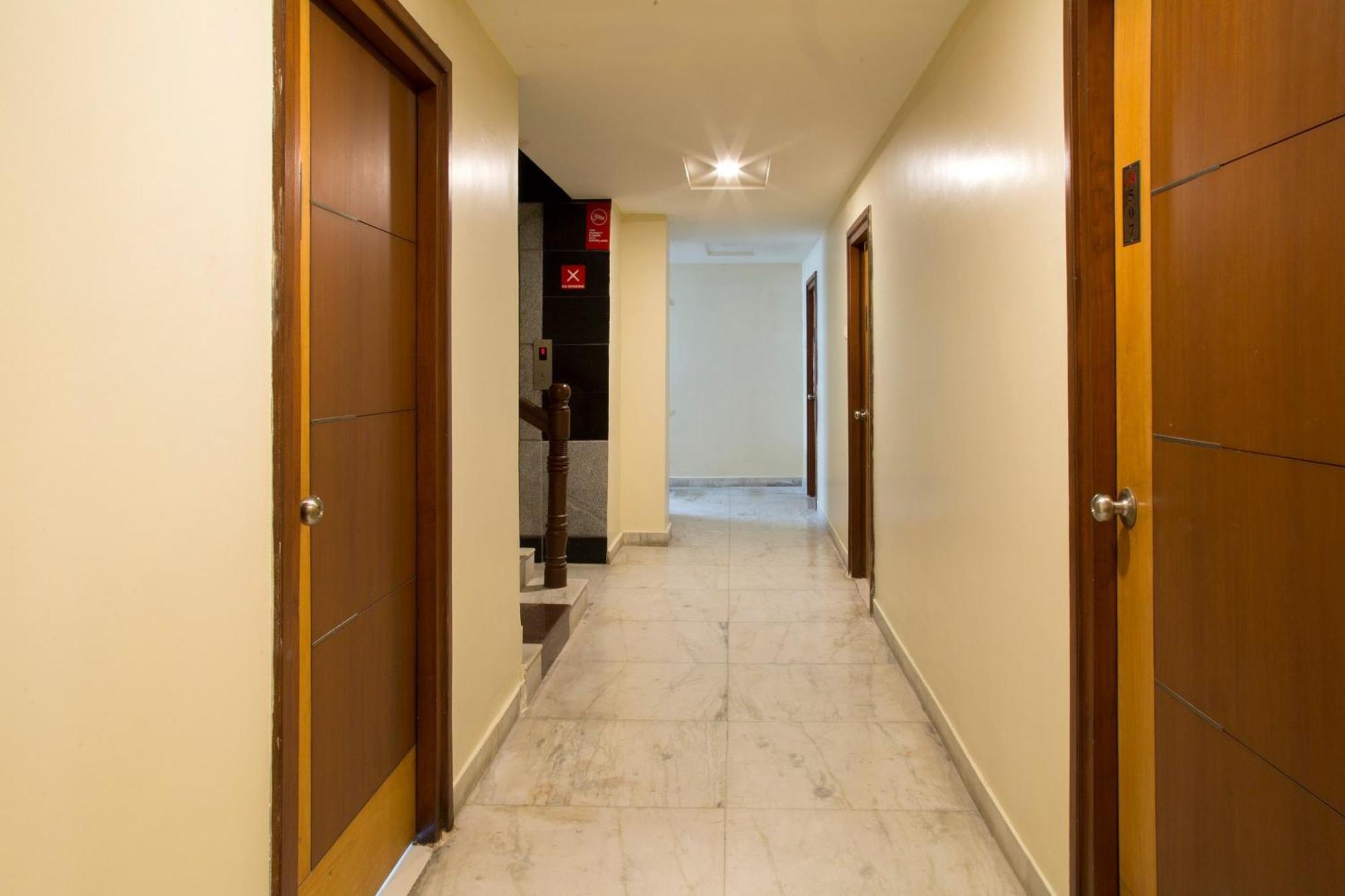 Collection O Poojith Residency Otel Tirupati Dış mekan fotoğraf